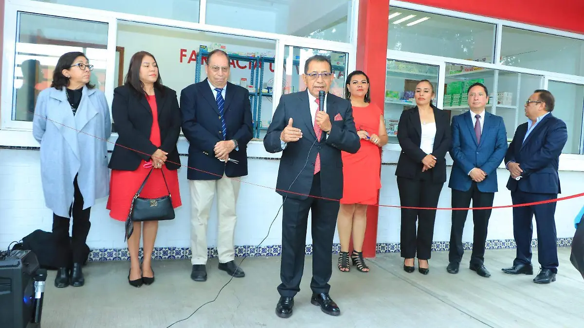 RECTOR SERAFÍN ORTIZ - FARMACIA UATX