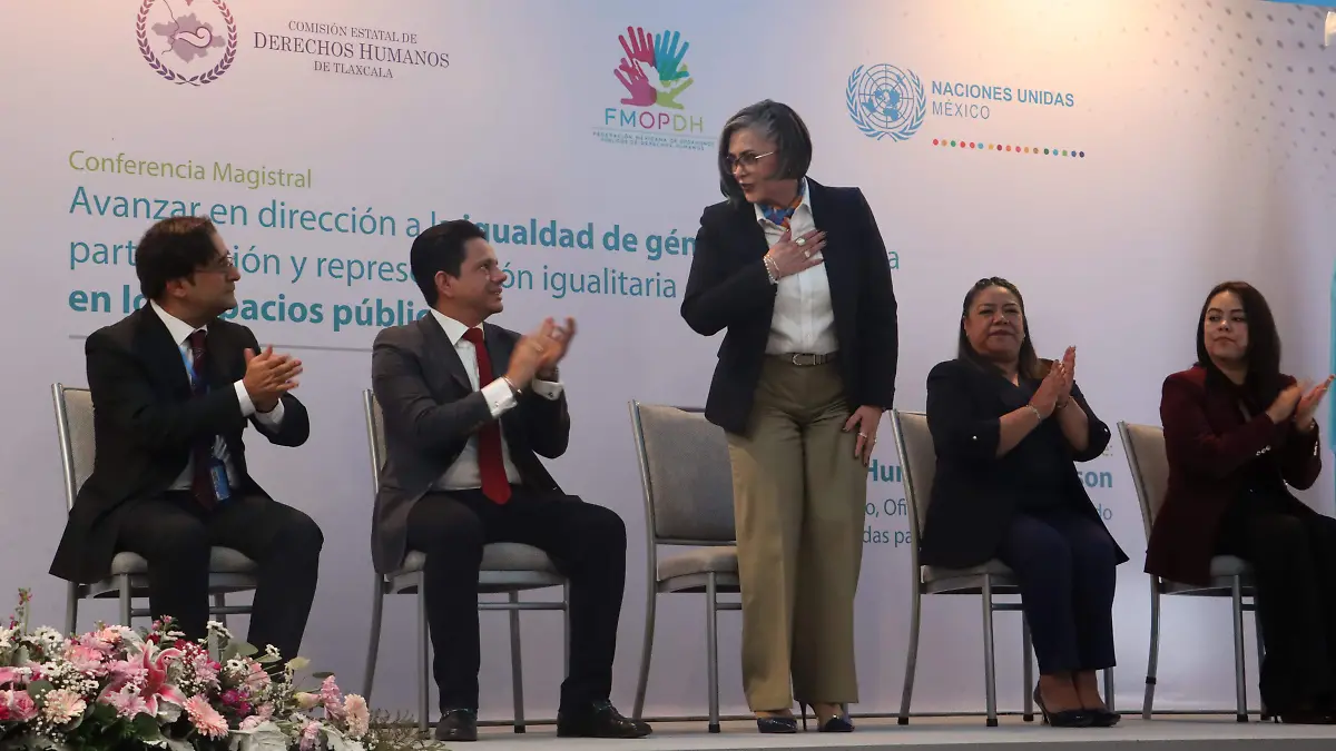 CONFERENCIA MAGISTRAL 1