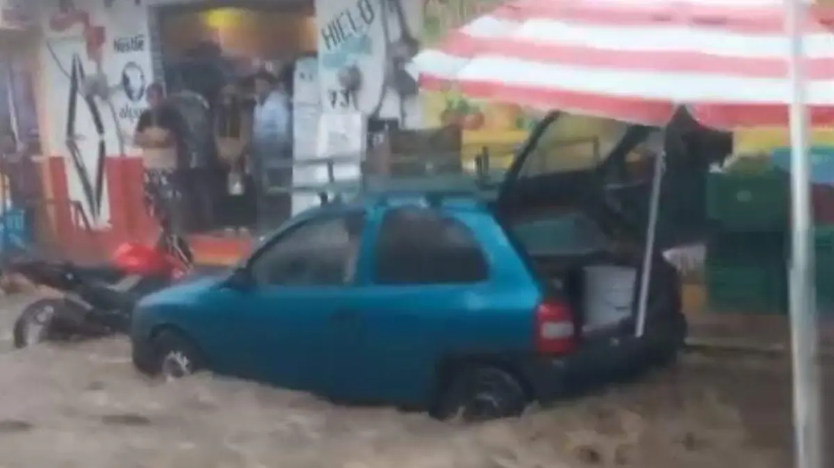 LLUVIA EN TEQUEXQUITLA