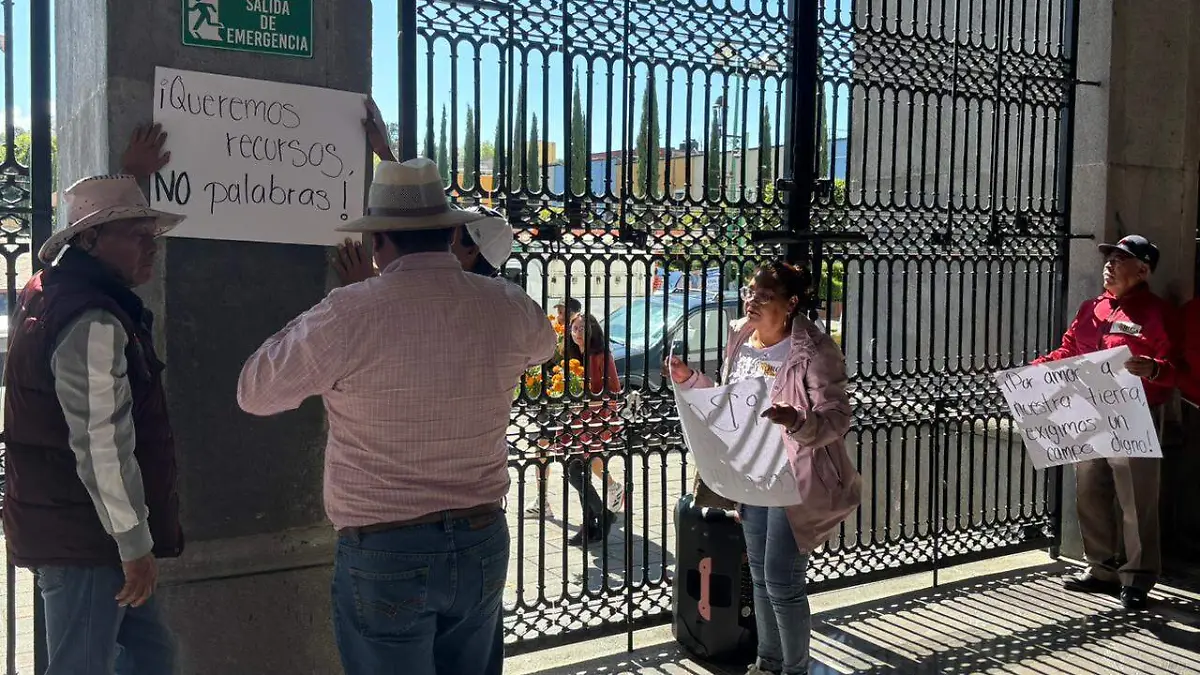 manifestación de campesinos y estudiantes 3