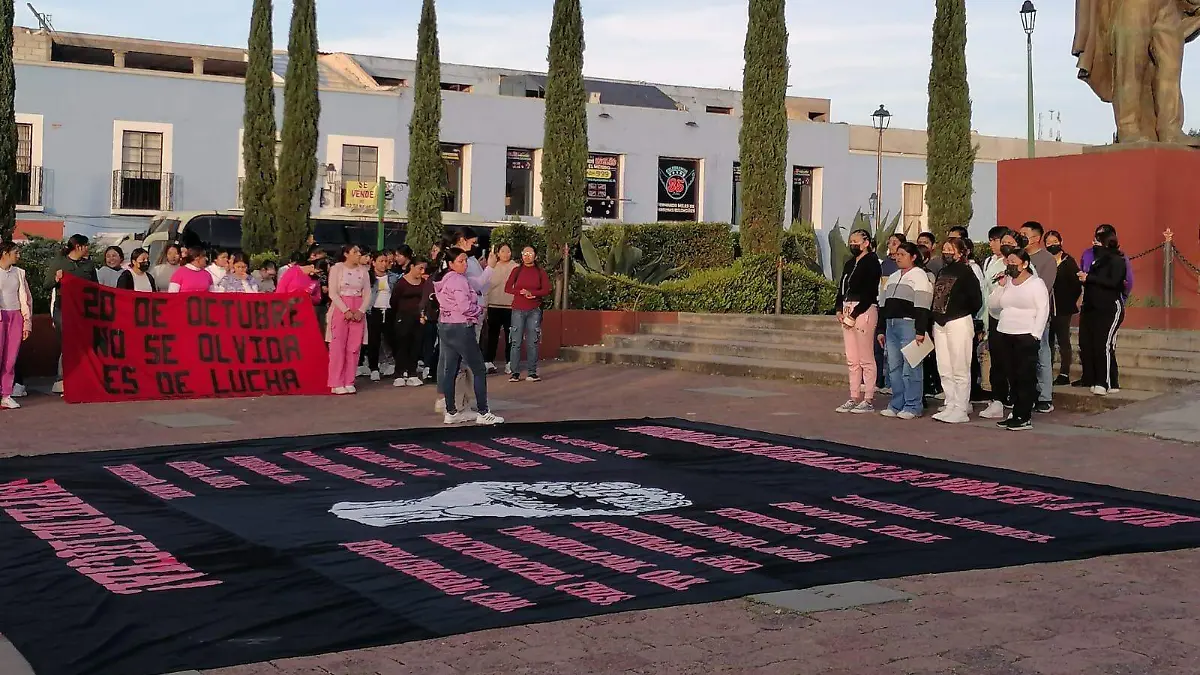 PLAZA JUÁREZ - NORMALISTAS
