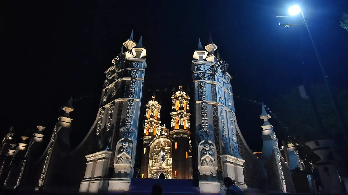 ILUMINACIÓN OCOTLÁN 6