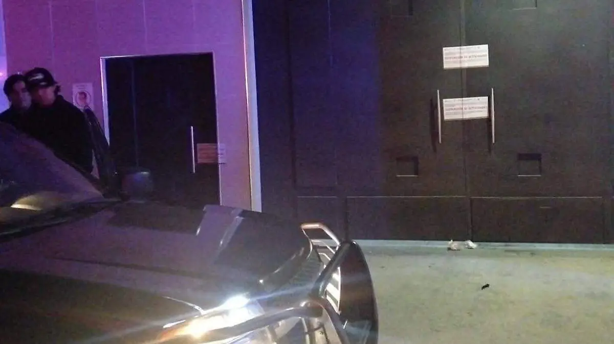 Clausuran fiesta clandestina con 400 asistentes  (3)