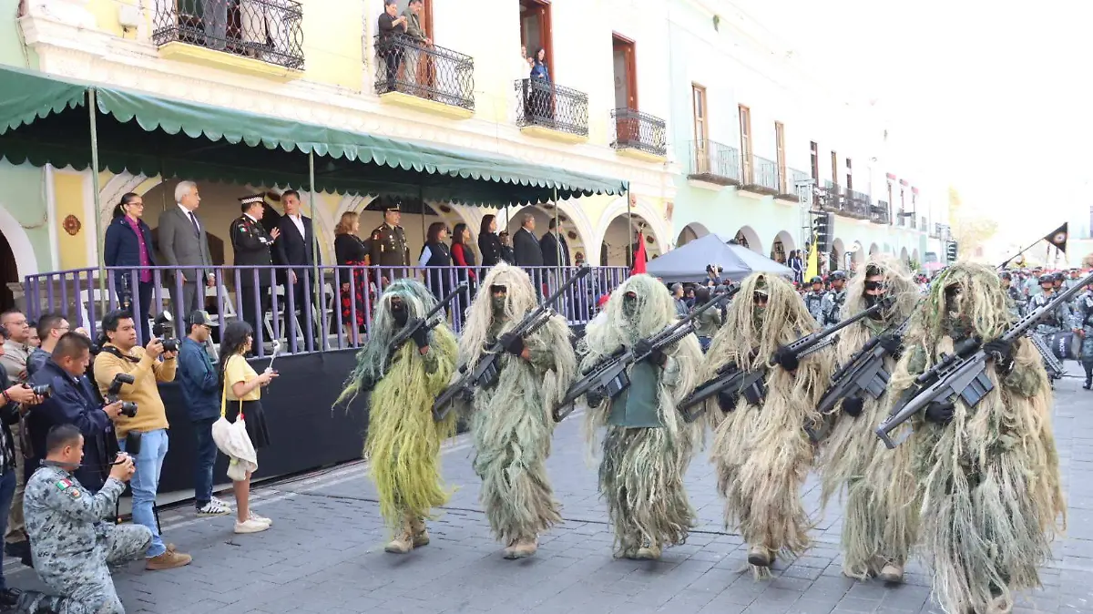 DESFILE ANIVERSARIO REVOLUCIÓN 4