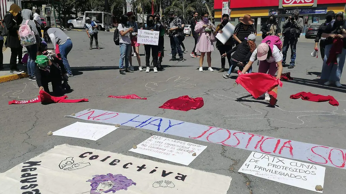 MUJERES CONCENTRACIÓN 25N - MEDUSAS UATX