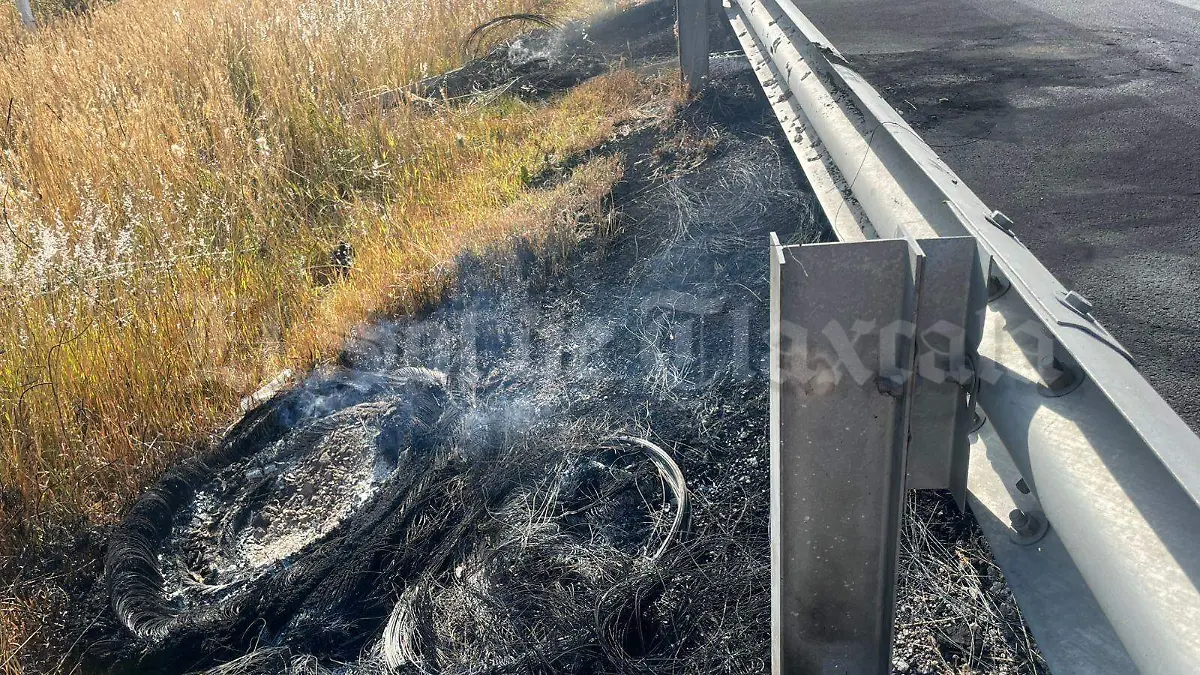 Bloqueo paraliza la autopista Tlaxcala–Puebla