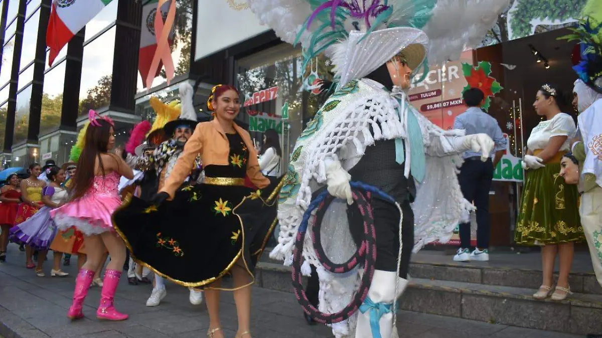 Contla proyecta su carnaval 2026 en la Secretaría de Turismo federal (2)