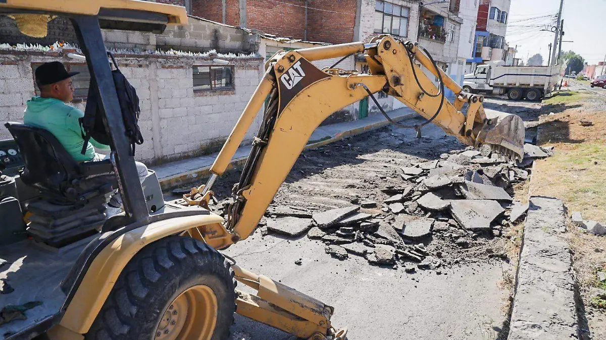 Rehabilitación de la calle Ferrocarril en Chiautempan (1)
