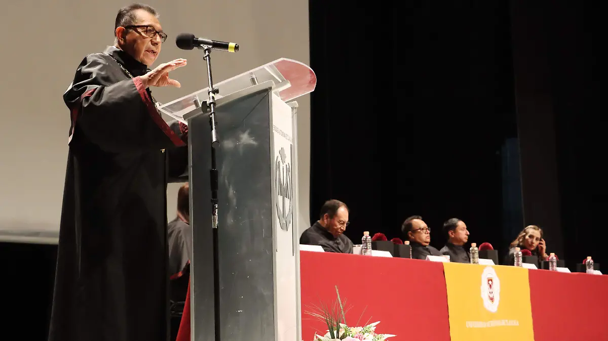 ENTREGA DE TÍTULOS 3