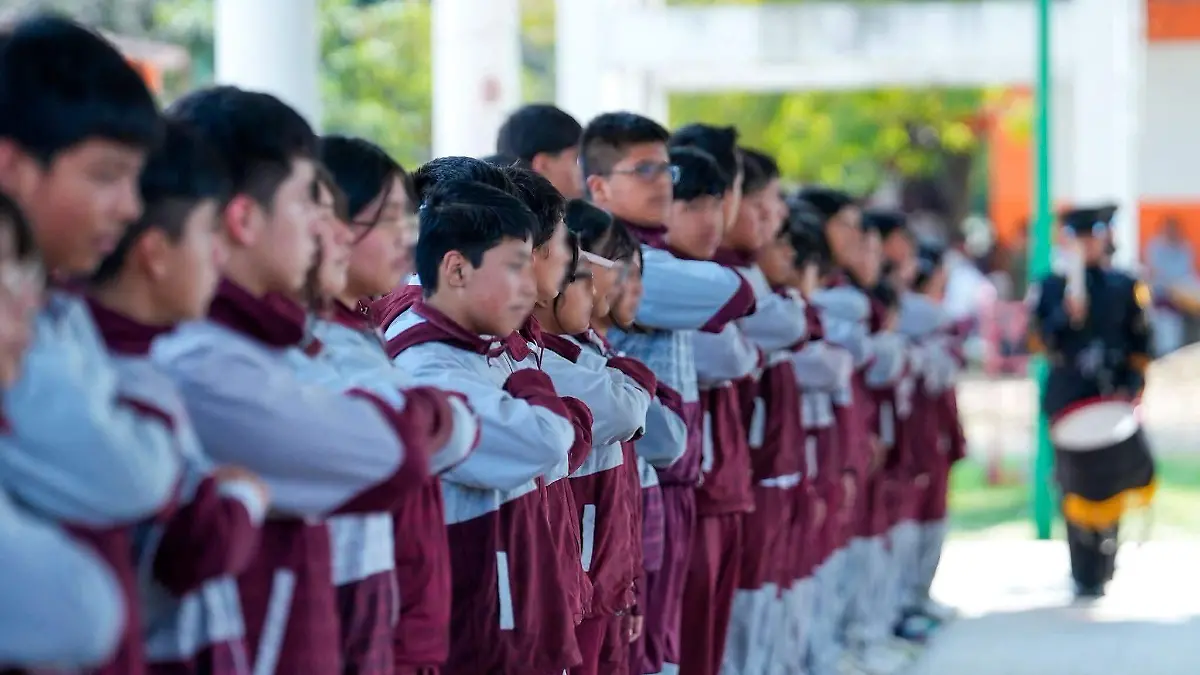 ALUMNOS-TLAXCALTECAS-