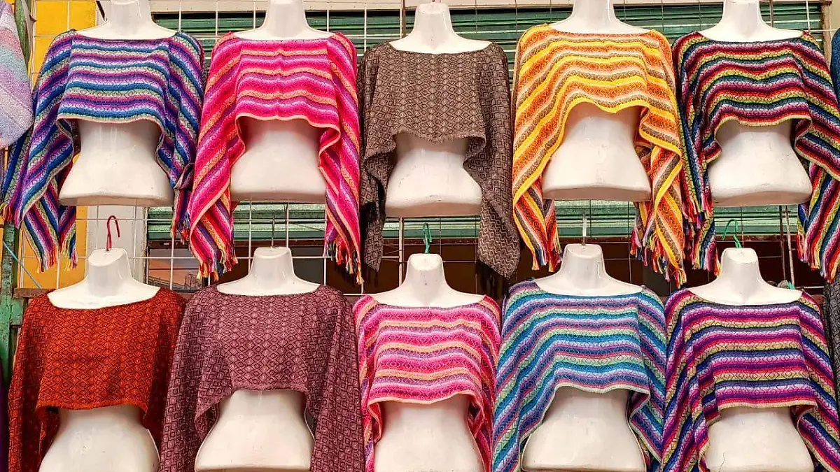 Cierra este domingo el Tianguis Artesanal y Textil La Guadalupana en Ixcotla 3