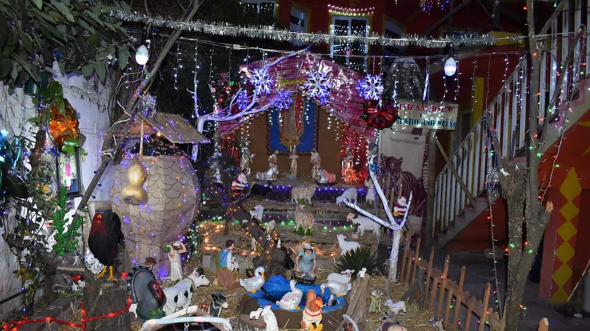 Tlalcuapan enciende la Navidad al Pie de la Gran Montaña