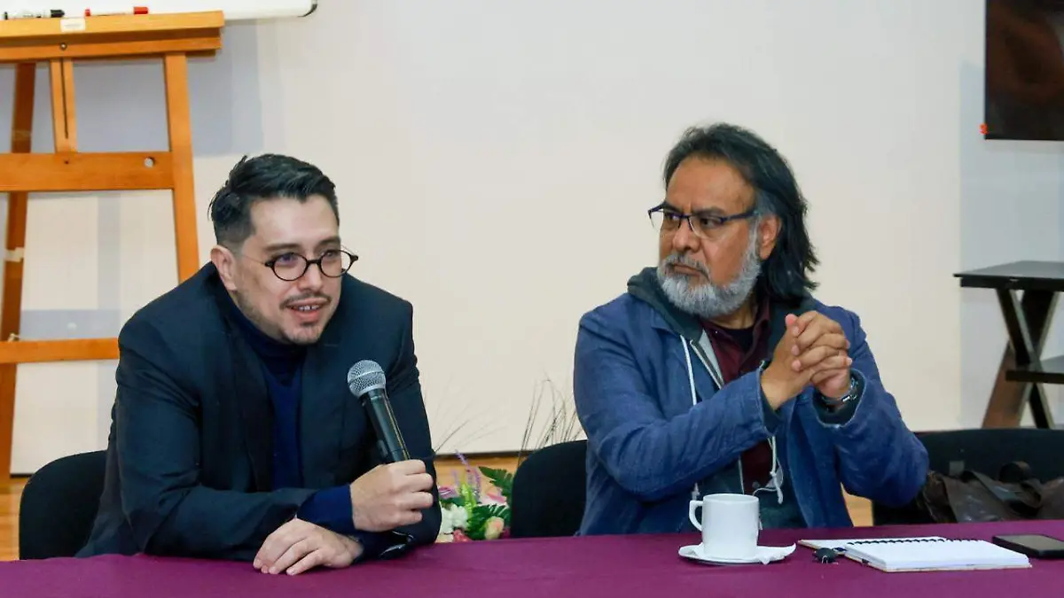 Periodistas tlaxcaltecas participan en taller  (2)