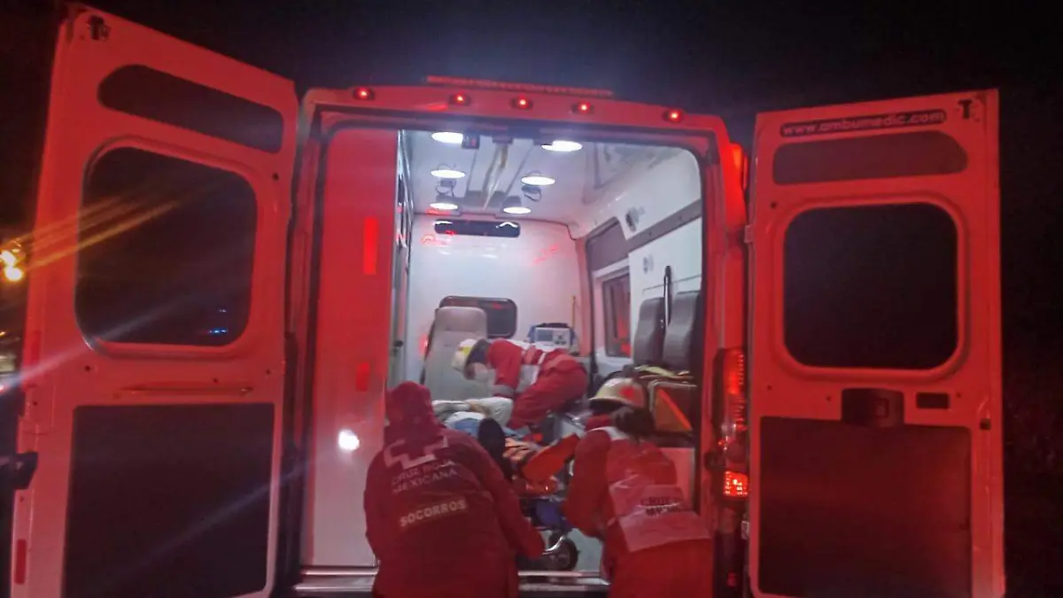 Choque frontal en la México-Veracruz (3)