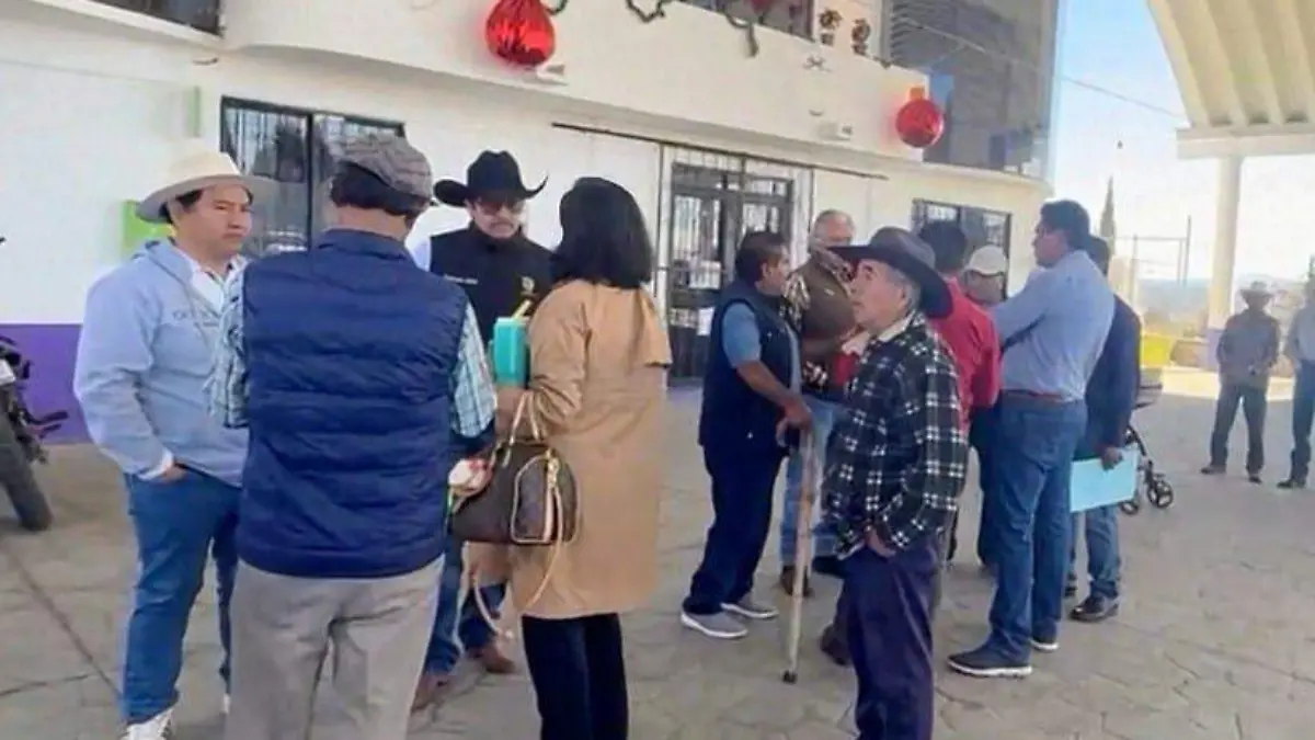 Conflicto por panteón en Yauhquemehcan (2)