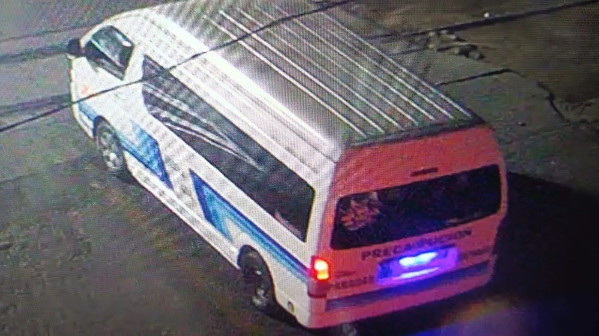 Incendio destruye tienda de conveniencia en Papalotla 4