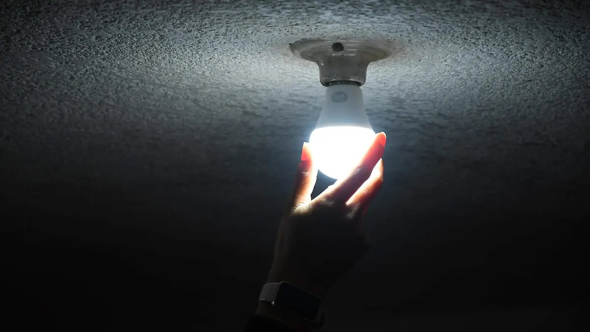 FOCOS AHORRADORES (2)