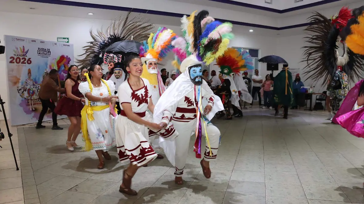 PRESENTACIÓN CARNAVAL 8