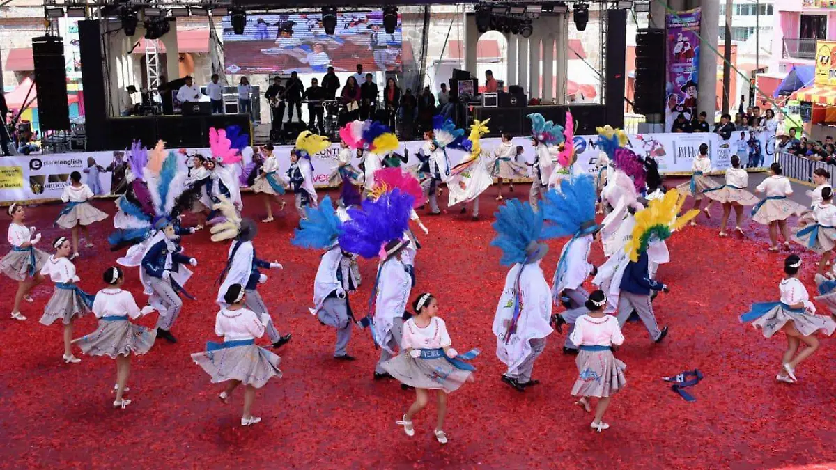 ¡Que suene la música! Hoy Contla se llena de color (3)