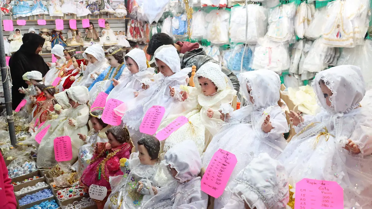 VESTIDOS NIÑO DIOS (7)