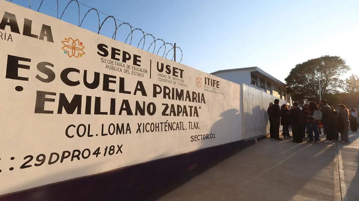Recorrido Escuela Emiliano Zapata 1.JPG