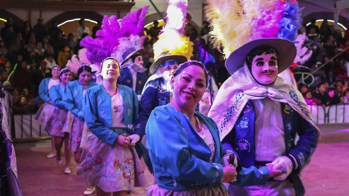 MUJERES EN EL CARNAVAL 15 (4)
