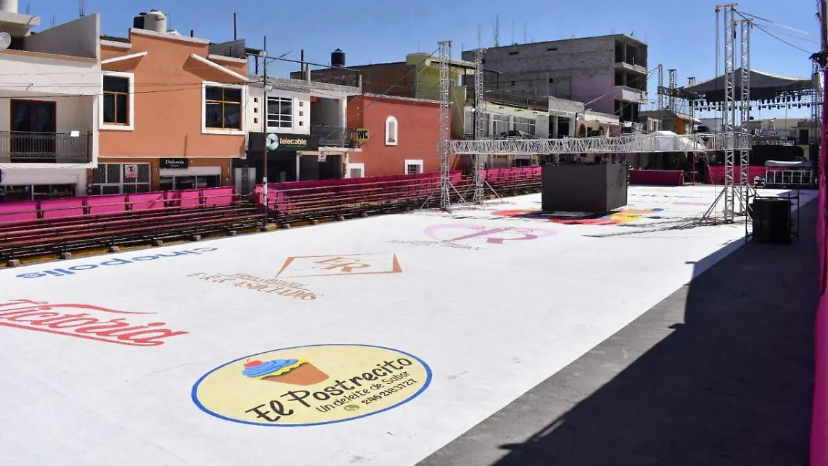 Contla enciende la pista con pasarela 2