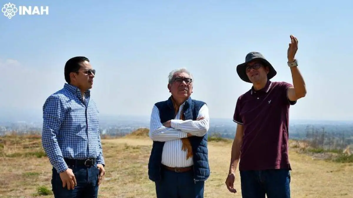 Arqueólogo Santacruz 