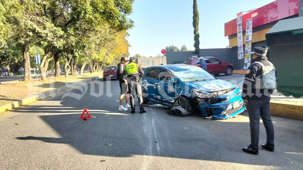 Volcadura en la Puebla-Tlaxcala (1) marcas