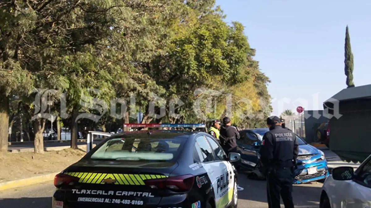 Volcadura en la Puebla-Tlaxcala (2) marcas