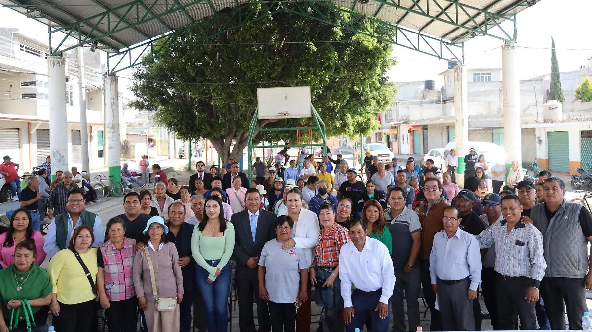 Texcacoac concreta escrituración del predio para su nuevo panteón  (1)