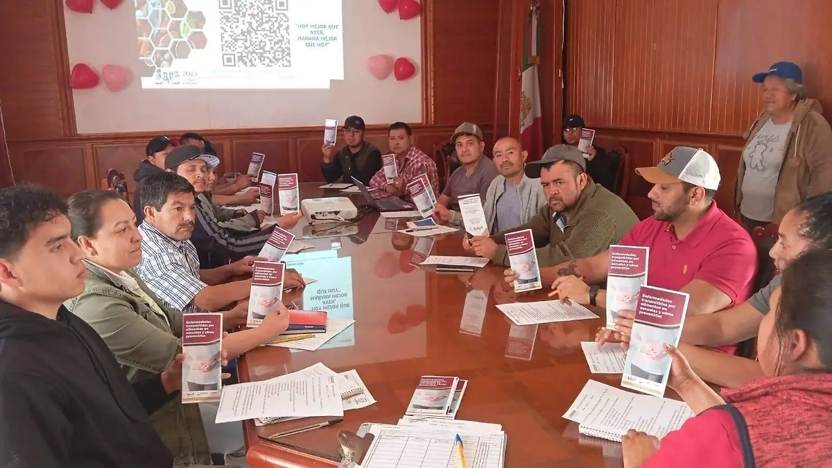 Coeprist capacita a manejadores de alimentos (2)