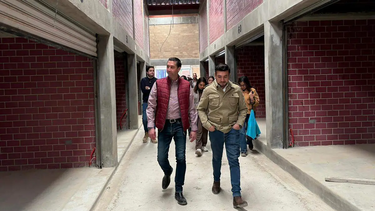 Supervisa Salvador Santos Cedillo obras 2