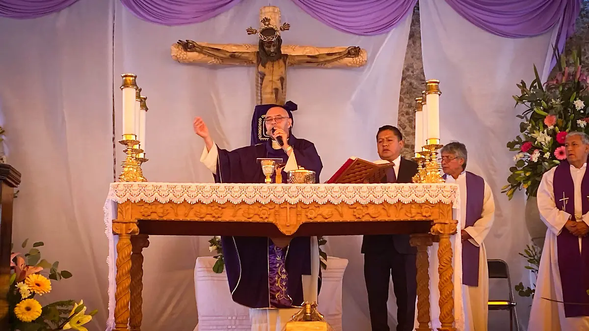 Bajo la mirada del Señor del Coro (1)