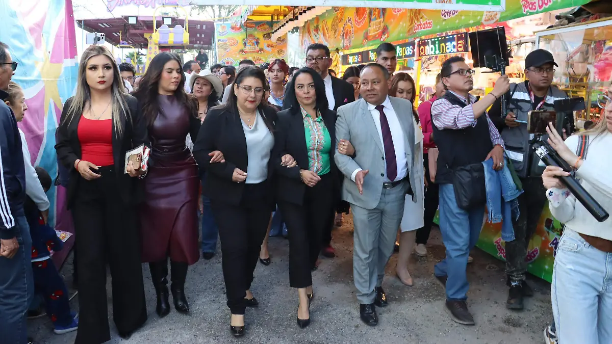 INAUGURACIÓN FERIA  4