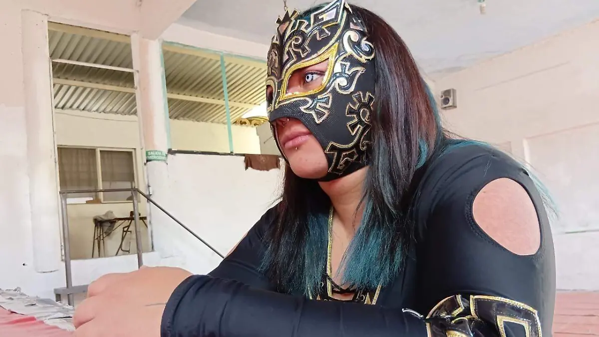 Luchadora 2