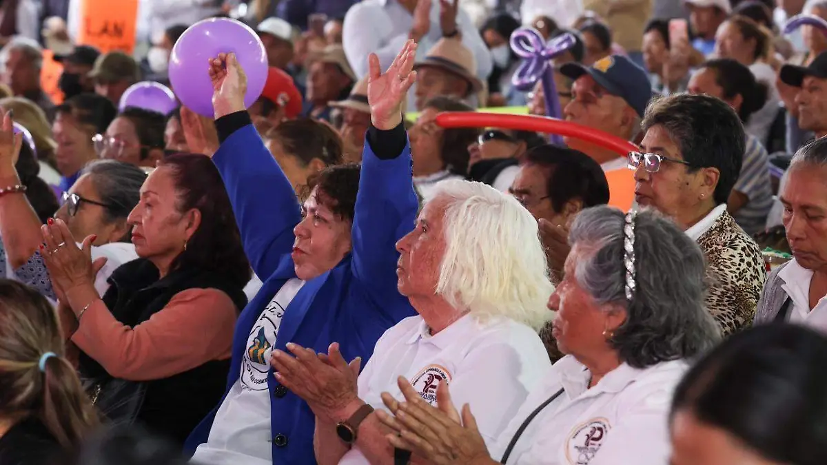 Resalta gobernadora inversión en salud, seguridad e infraestructura regional (6)