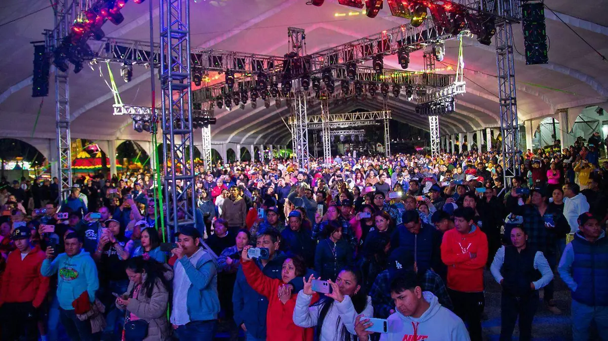 Vamos al baile hoy en la Feria de Apizaco (2)