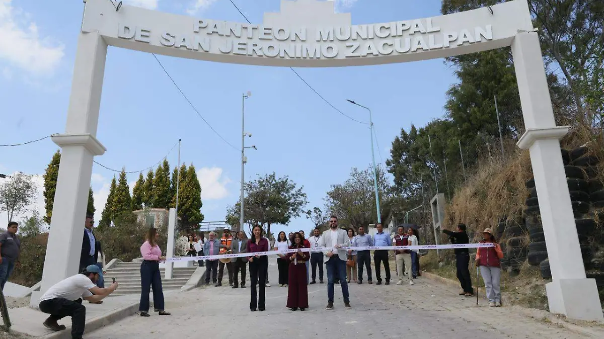 rehabilitación del panteón municipal de Zacualpan (1)