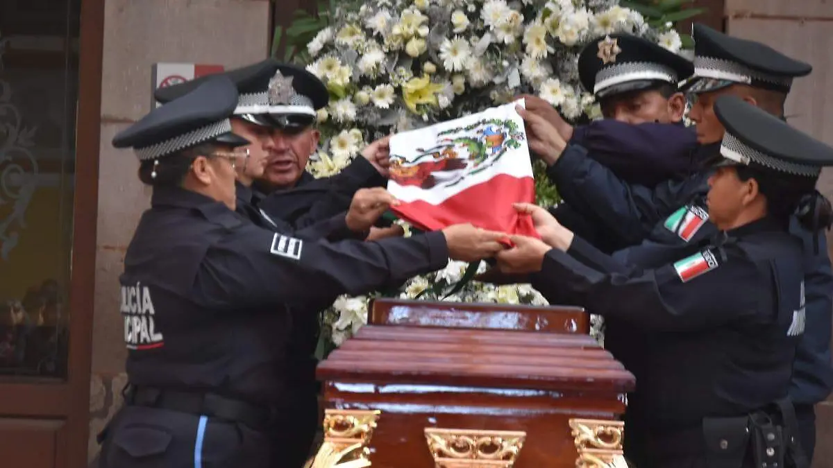 pueblo dice adiós a su comandante abatido en Tlaxco (2)