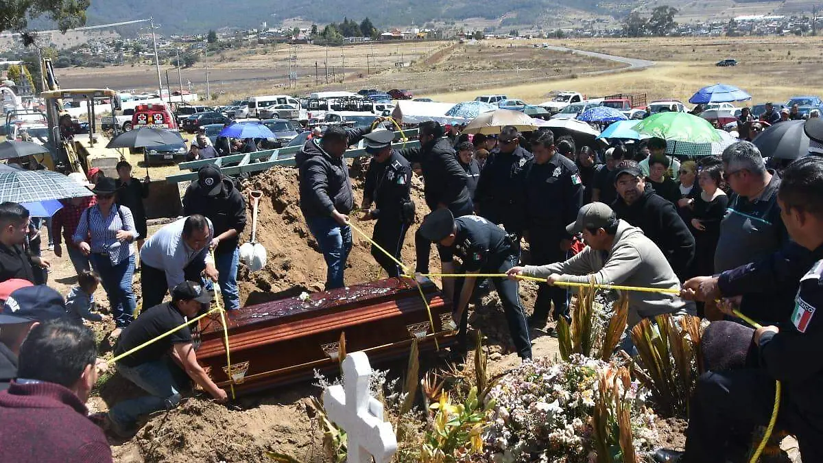 pueblo dice adiós a su comandante abatido en Tlaxco (7)