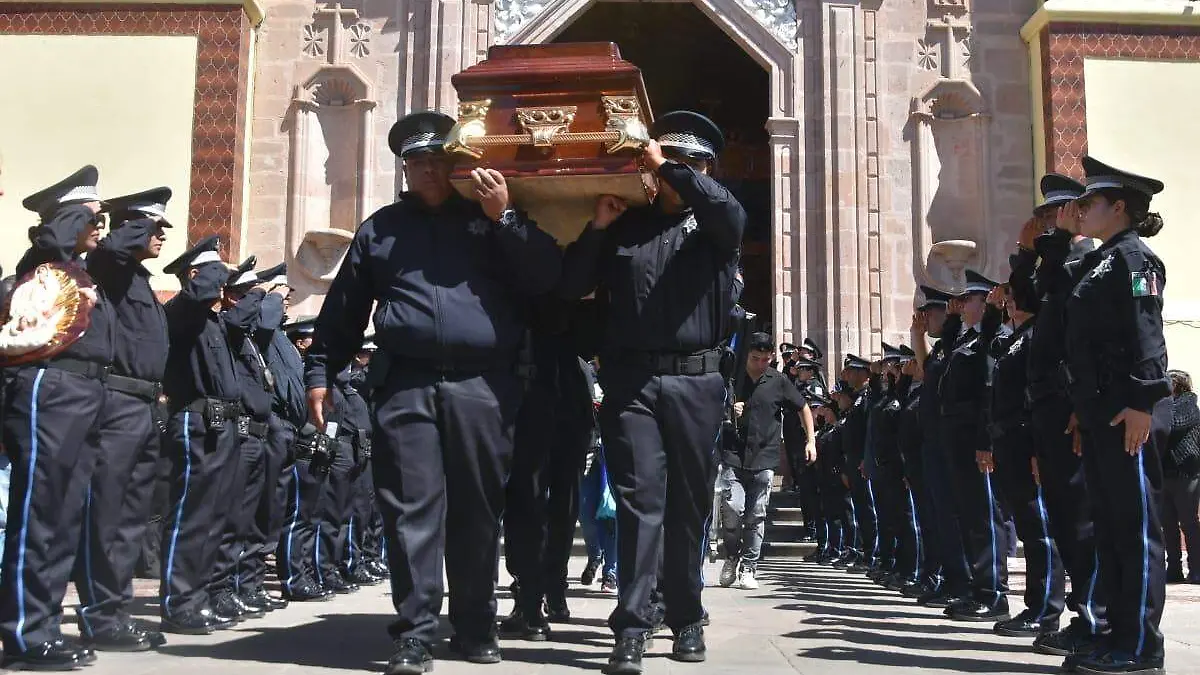 pueblo dice adiós a su comandante abatido en Tlaxco (6)