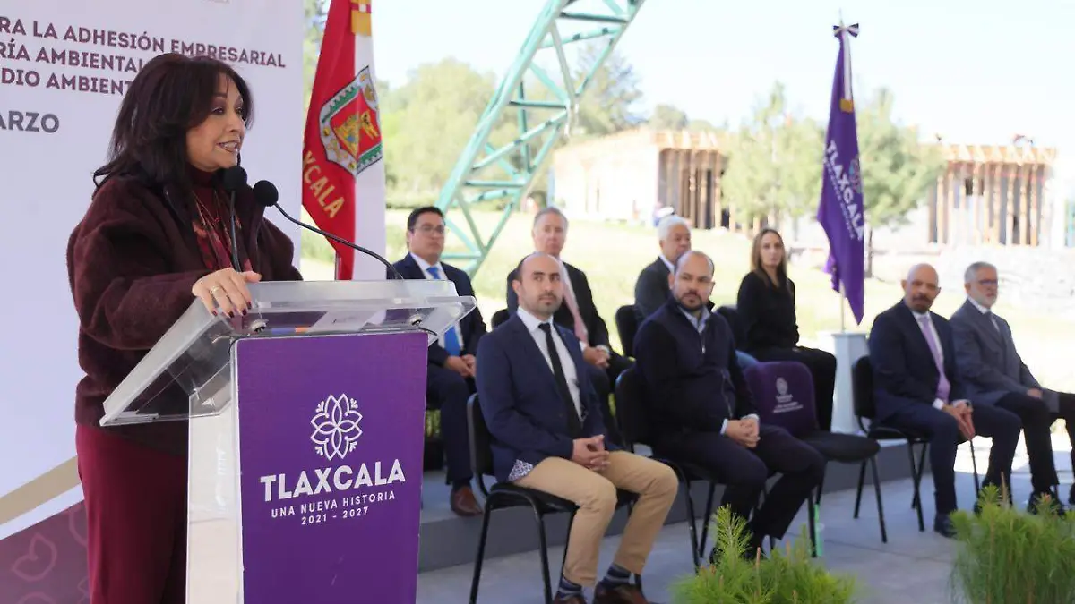 Firman gobierno estatal e industria textil convenio (3)