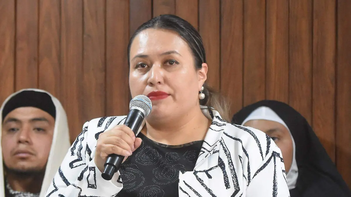 Defiende Blanca Ángulo construcción de obra federal (1)