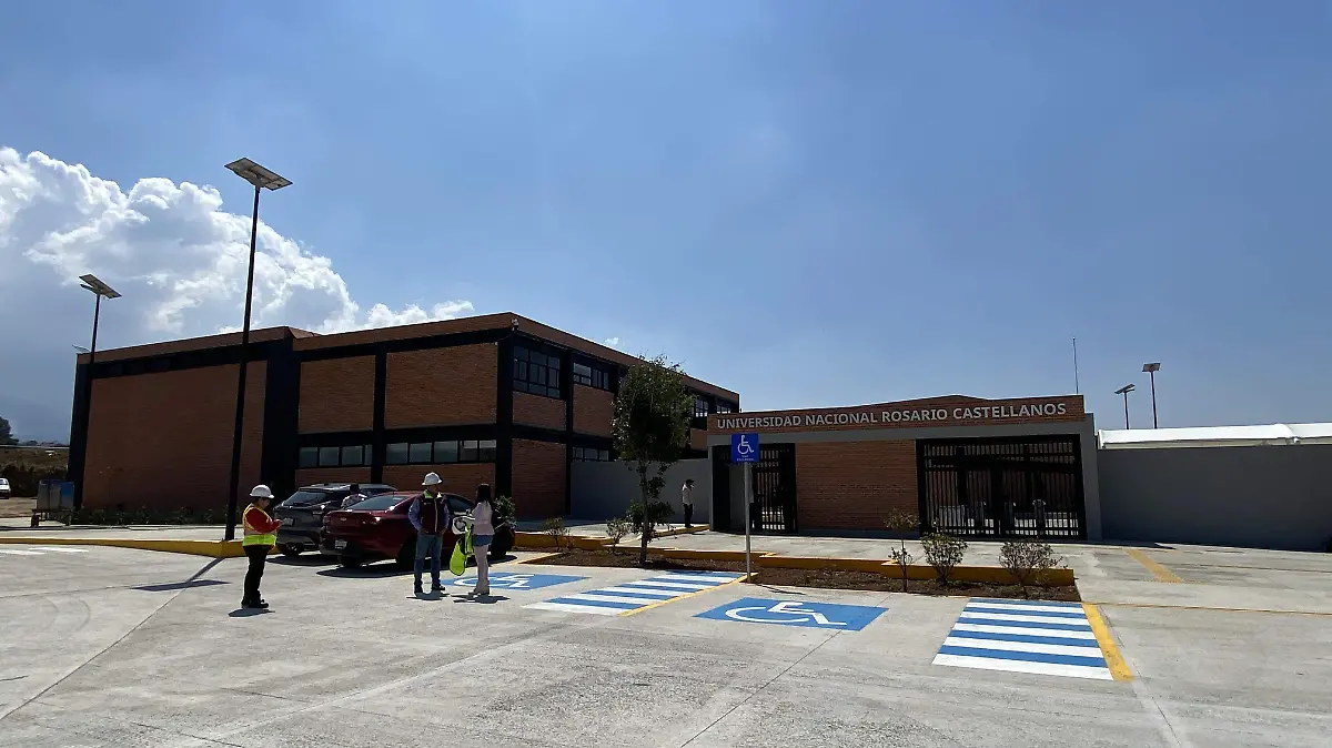 UNIVERSIDAD ROSARIO CASTELLANOS (2)