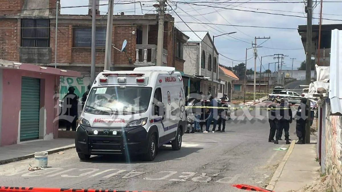 Privan de la vida a un individuo mientras viajaba en su vehículo 2