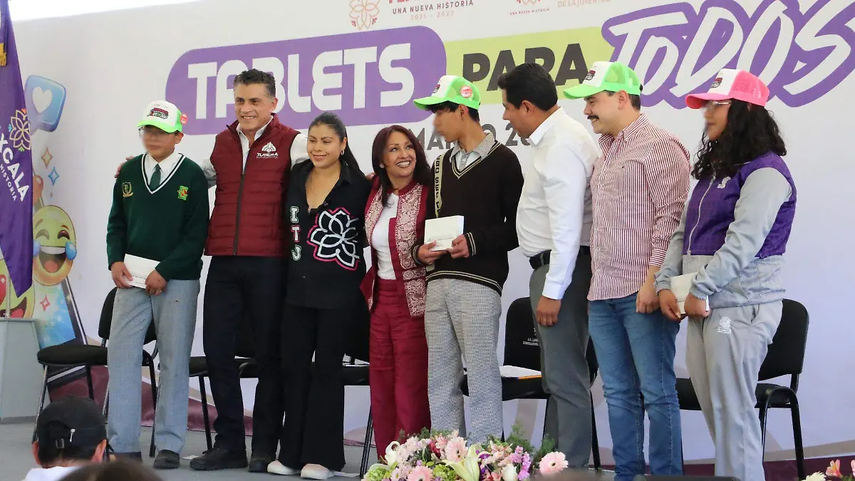 Entrega-de-Tablets-(1)