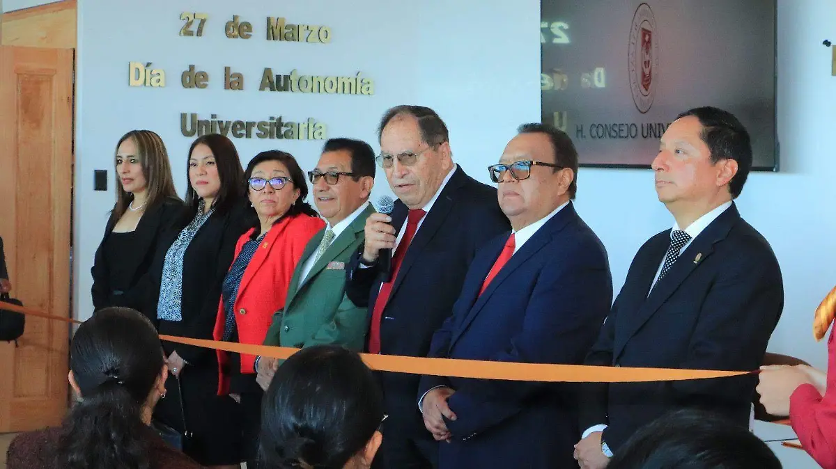 INAUGURACIÓN SALA (1)