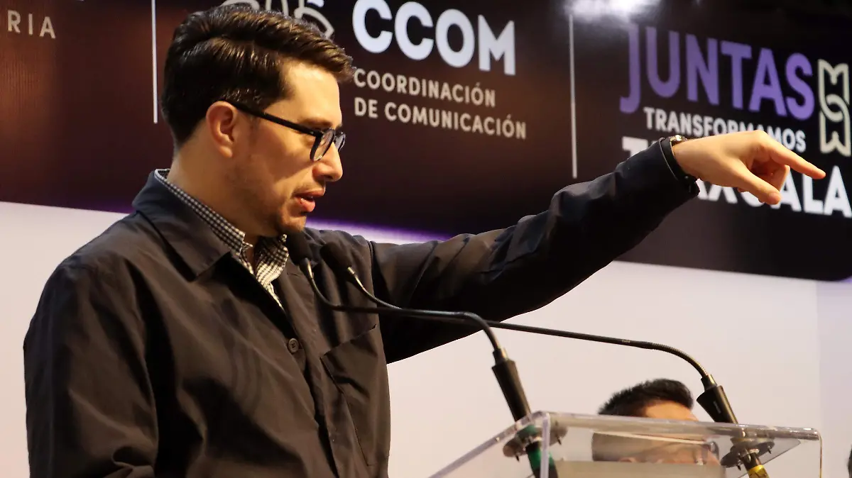 COORDINADOR DE COMUNICACIÓN (1)