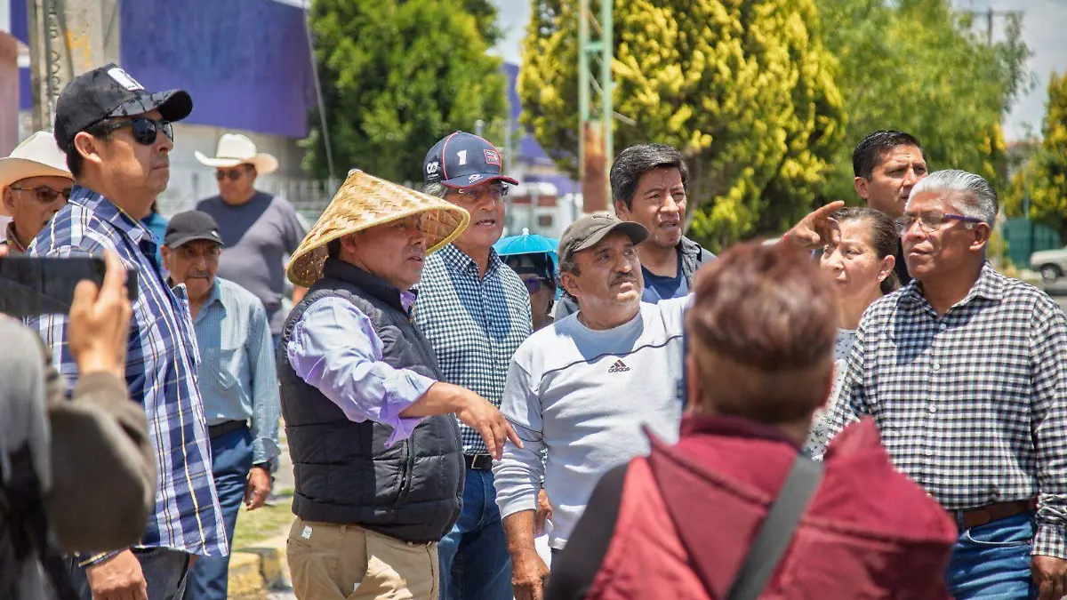 Atiende alcalde de Apizaco demandas en San Rafael Atlixtac (1)